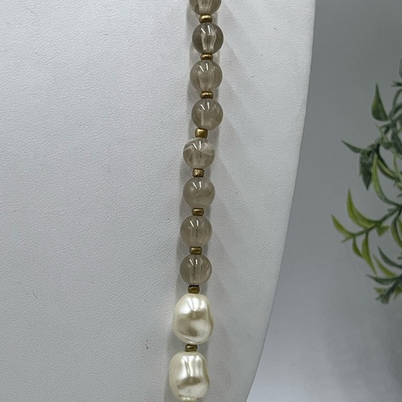 CHICOS Gold Tone Crystal Beads Rhinestone Cross Medallion Tassel Adj Necklace - Picture 6 of 16